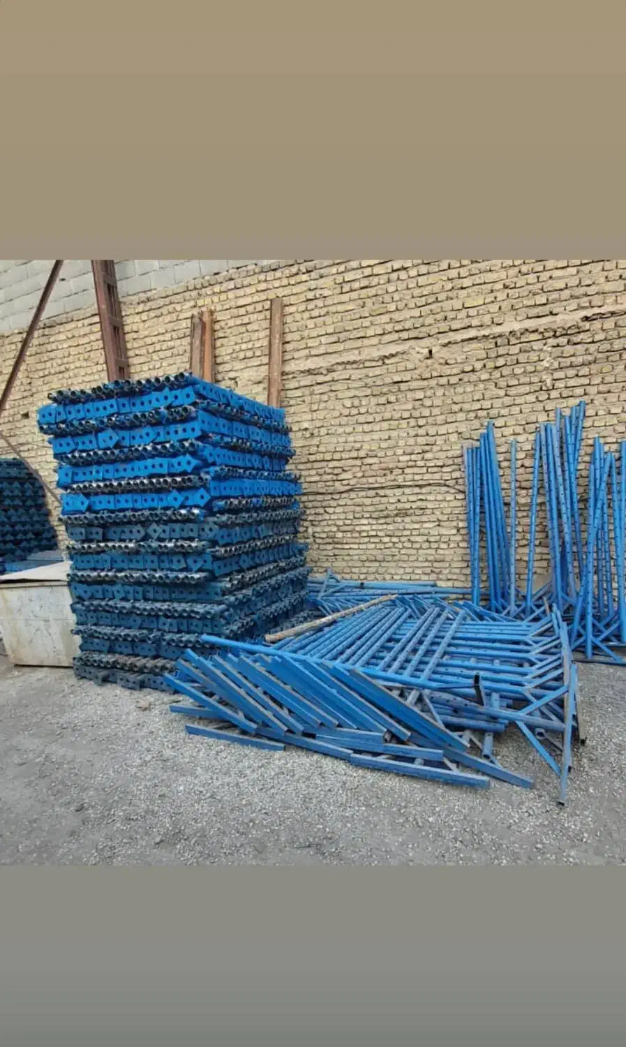 قالب فلزی بتن جک سقفی سه نیم لوله داربست قالب بتن|مصالح و تجهیزات ساختمان|خمینی‌شهر, |دیوار