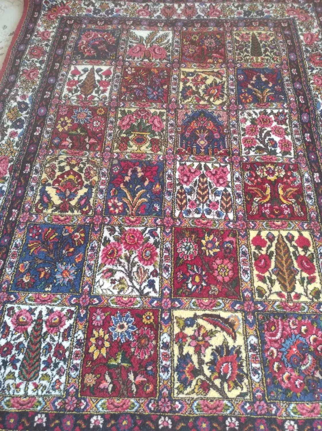 فرش دست بافت|فرش|اصفهان, باغ فدک|دیوار