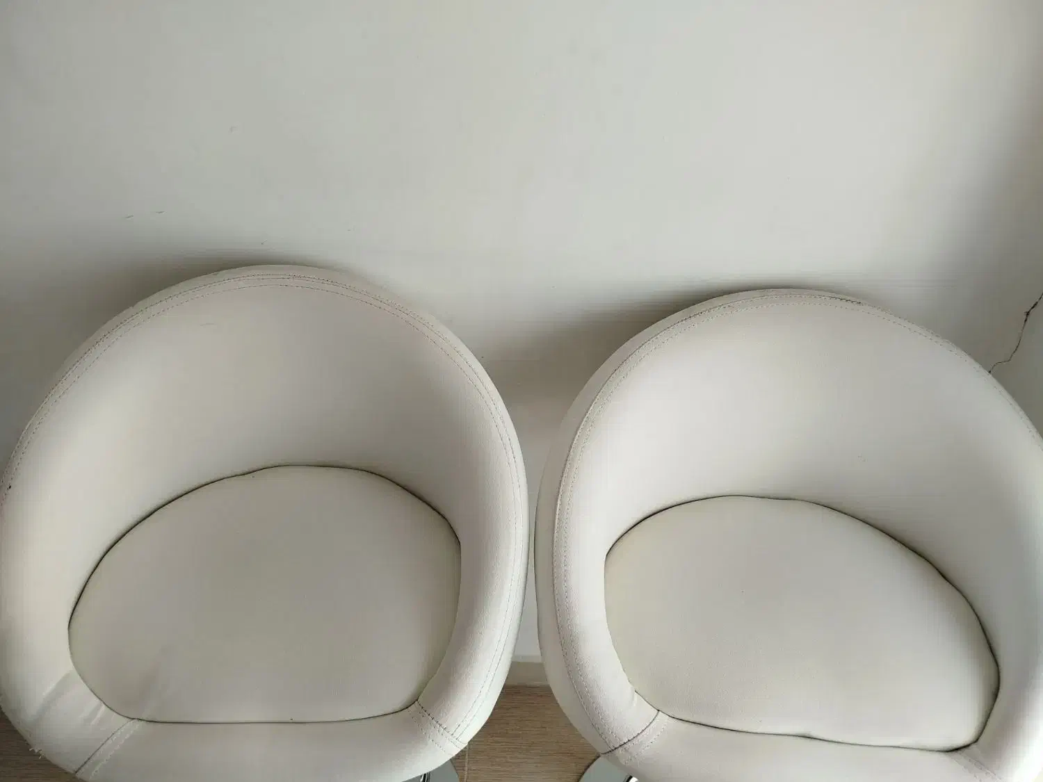 صندلی|صندلی و نیمکت|آبیک, |دیوار