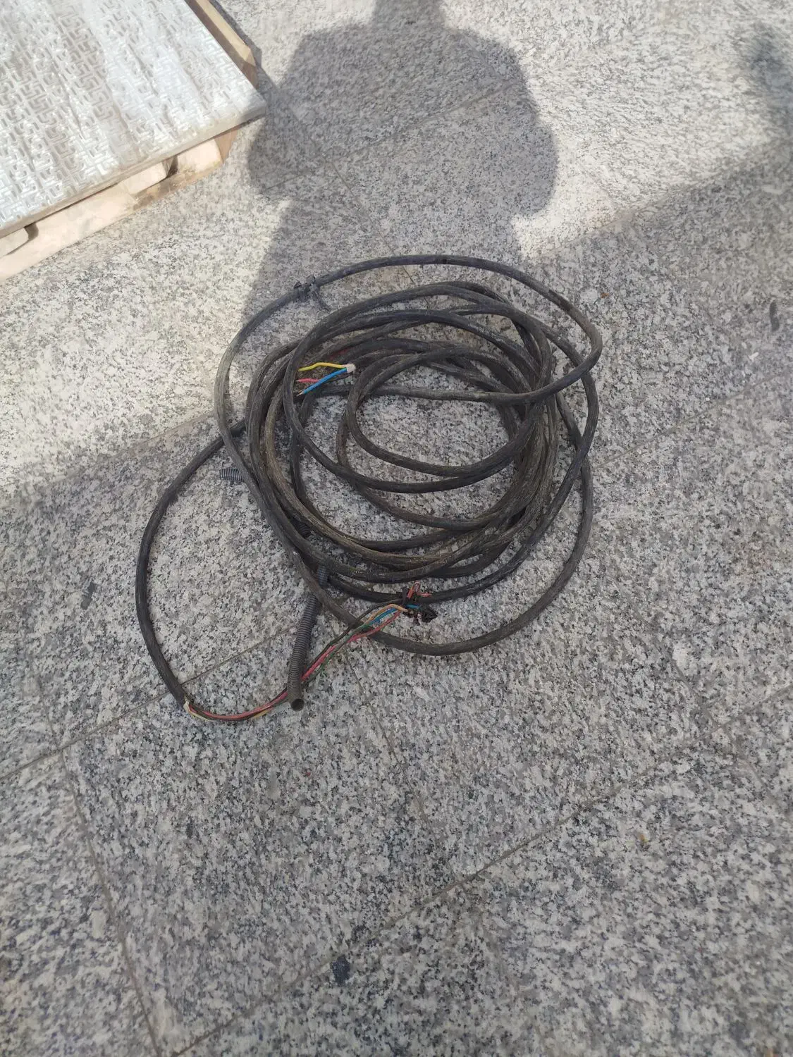 کابل فشار قوی|مصالح و تجهیزات ساختمان|قم, دروازه چوبی|دیوار