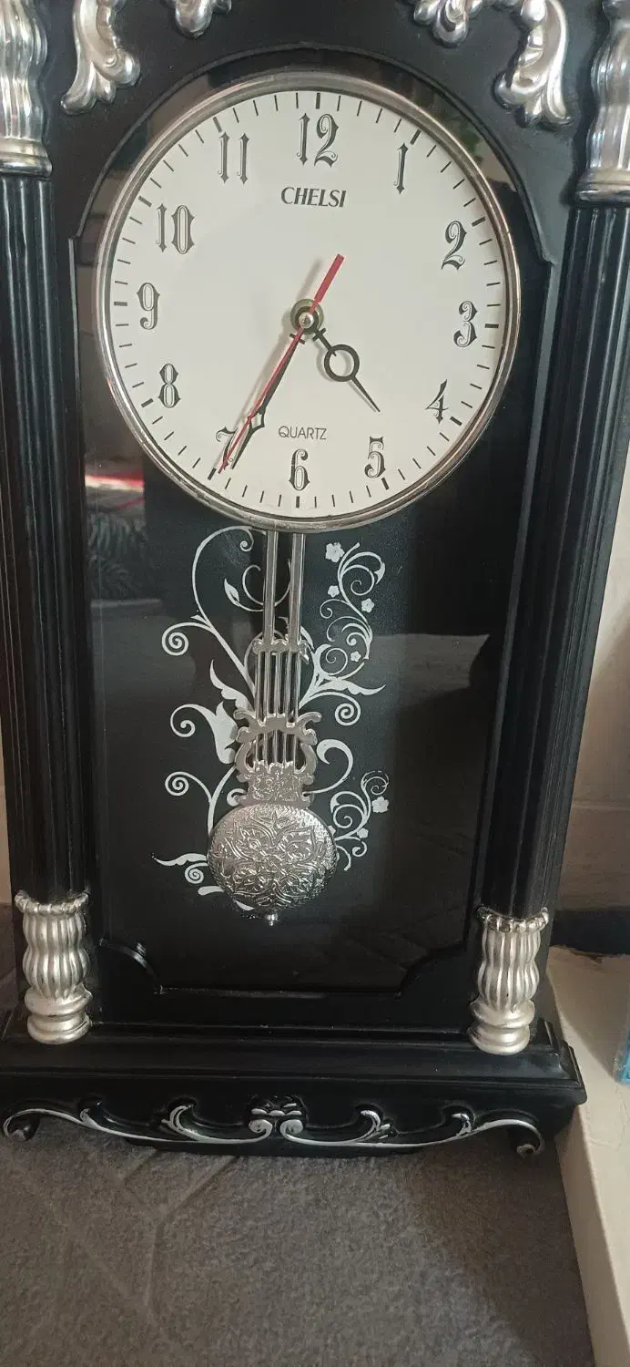 ۲ عدد ساعت|ساعت دیواری و تزئینی|کاشان, لتحر|دیوار