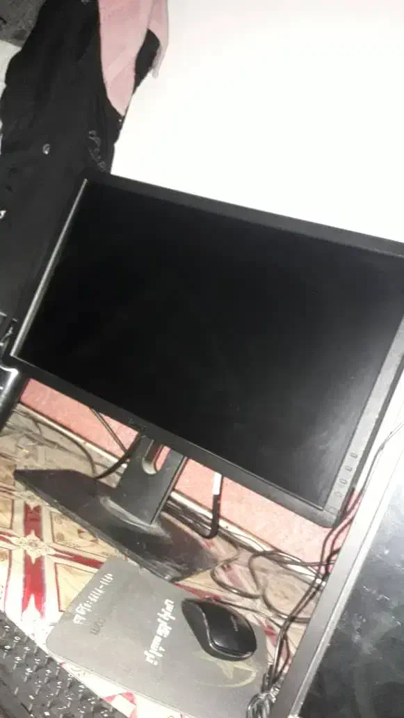 تلویزیون مانیتور 24 اینج دل|قطعات و لوازم جانبی رایانه|باوی, |دیوار