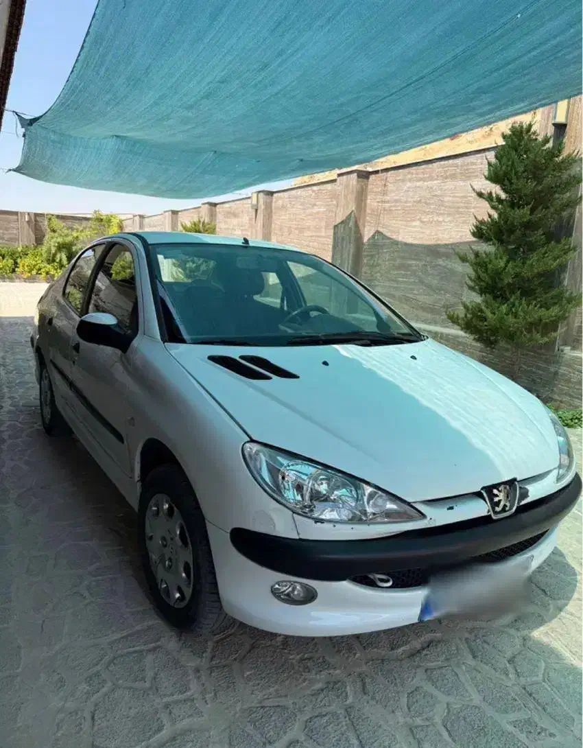 پژو ۲۰۶ sd v8 مدل ۹۰|خودرو سواری و وانت|شیراز, زرگری|دیوار