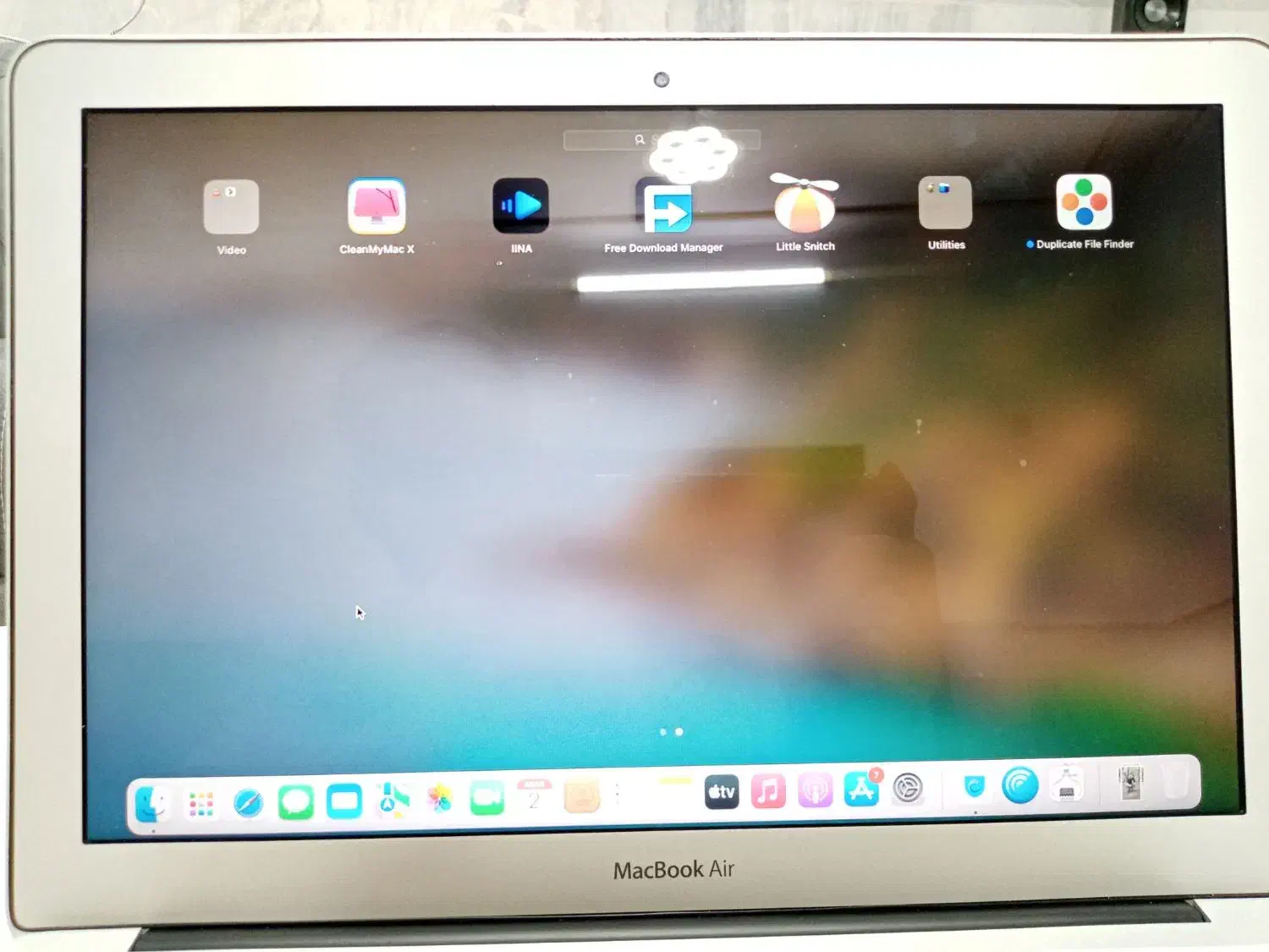 مک بوک ایر  2017|رایانه همراه|قم, چهل درخت‎|دیوار