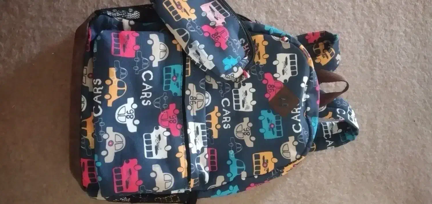 کوله و چکمه|کفش و لباس بچه|رضوانشهر, |دیوار