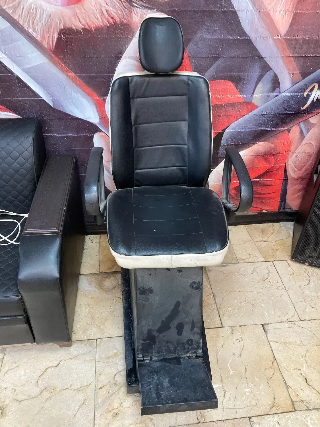 صندلی ارایشگاه|آرایشگاه و سالن‌های زیبایی|رباط‌کریم, رباط‌کریم|دیوار