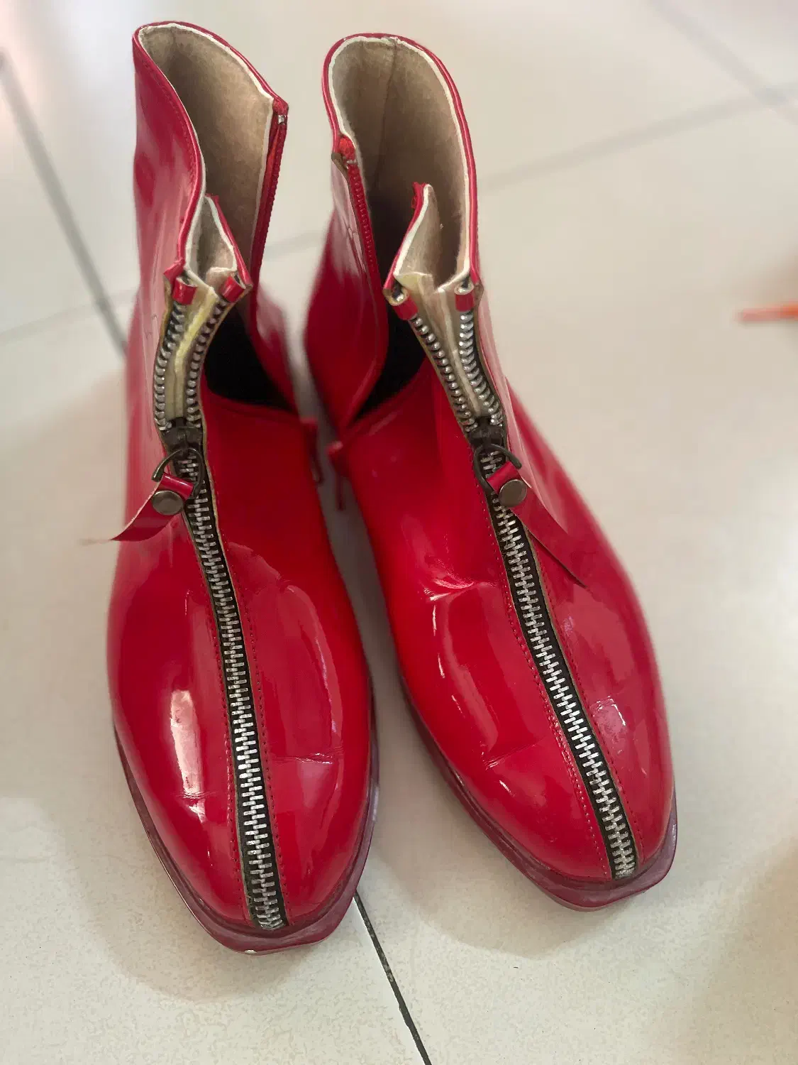 نیم بوت ورنی خاص خارجی سایت ۳۸|کیف، کفش، کمربند|پرند, فاز ۰|دیوار