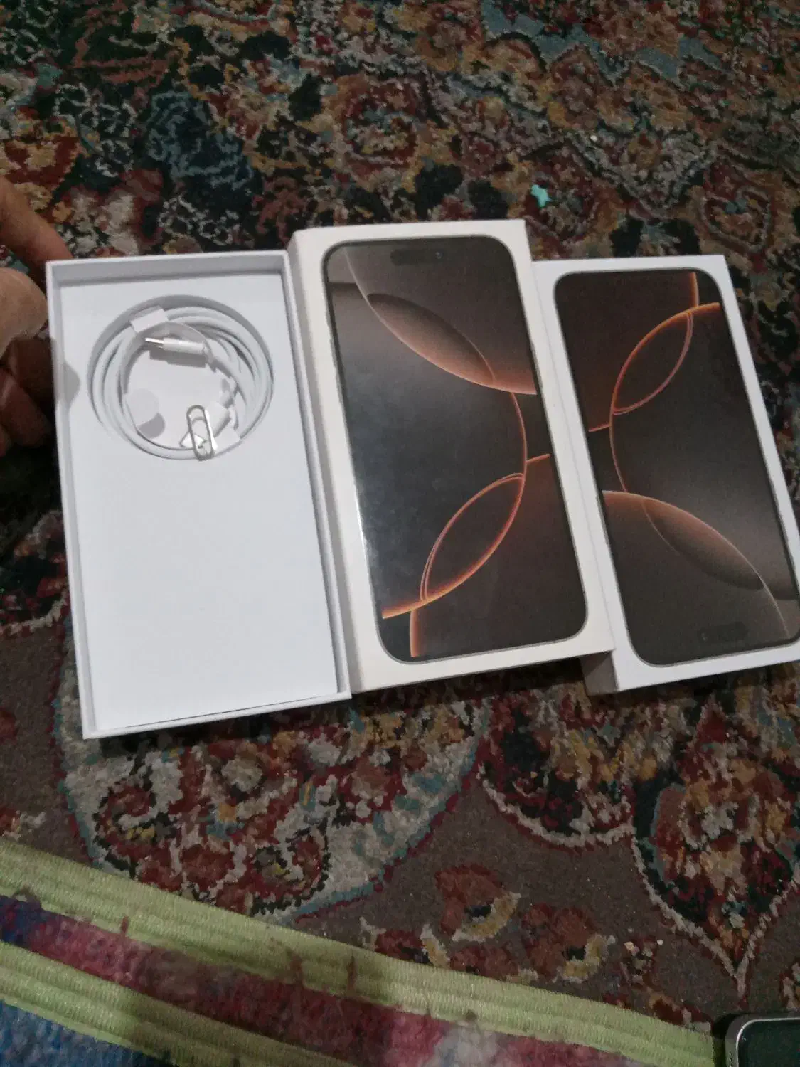 گوشی آیفون 16پورو مکس در حد نو|موبایل|ورامین, شهرک صنعتی خیرآباد|دیوار