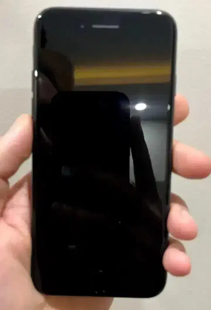 گوشی آیفون 7 فروش فوری|موبایل|رشت, شهرک آیت الله منتظری|دیوار