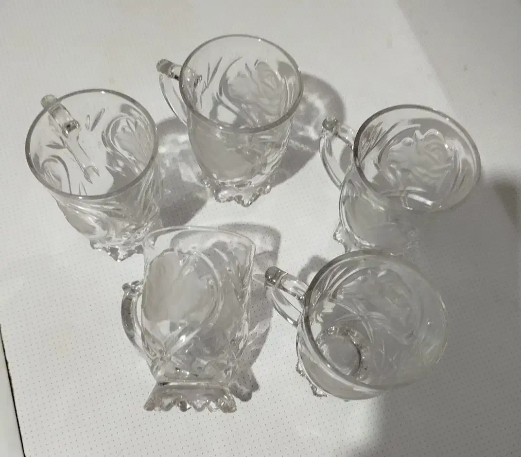 فنجان گل یخی برجسته ژاپنی|کلکسیون اشیاء عتیقه|اهواز, مهرشهر|دیوار