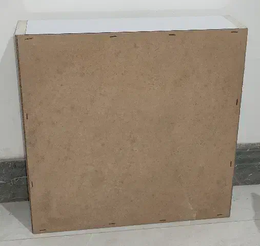 یک عدد استند لاک تمیز و سالم|آرایشی، بهداشتی، درمانی|رشت, یخسازی|دیوار