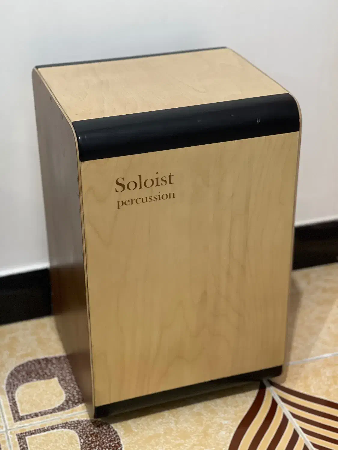 کاخن تمیز در حد نو|درام و پرکاشن|رشت, لاکانی|دیوار