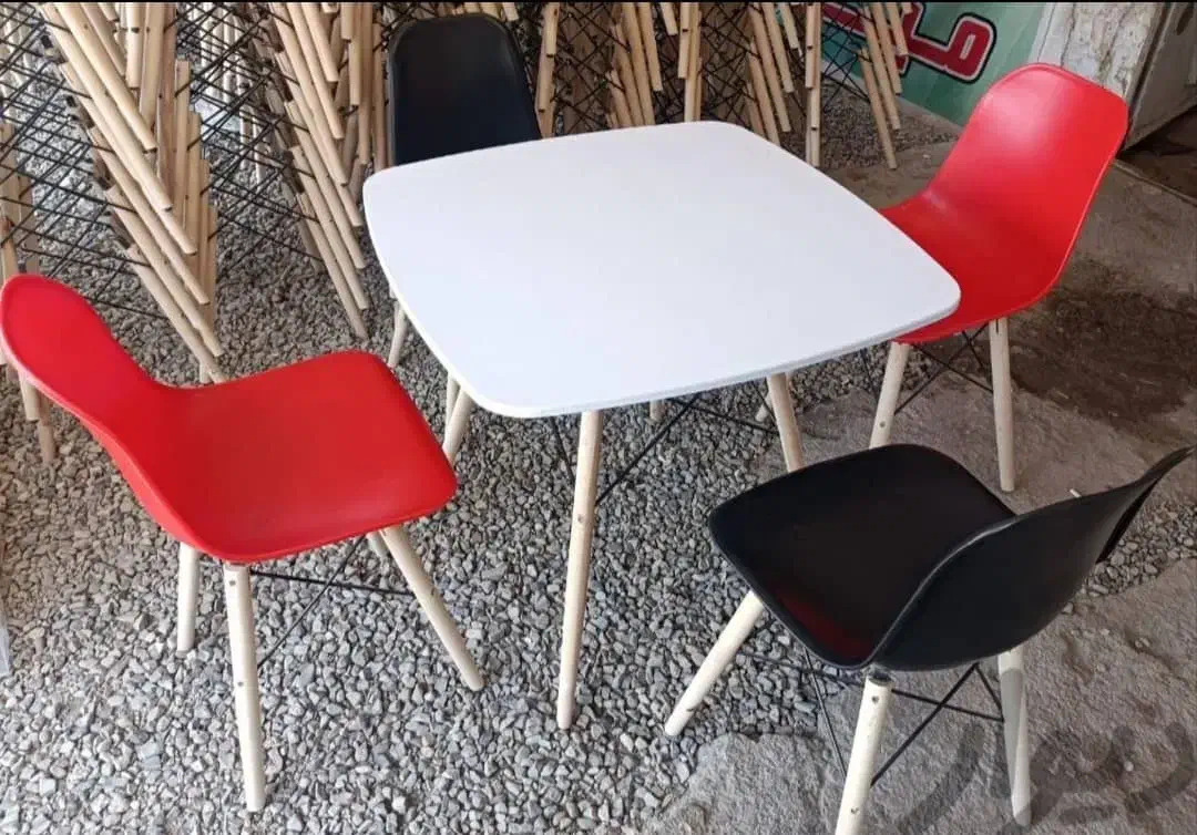 میز نهار خورز|میز و صندلی غذاخوری|اصفهان, نقش جهان|دیوار