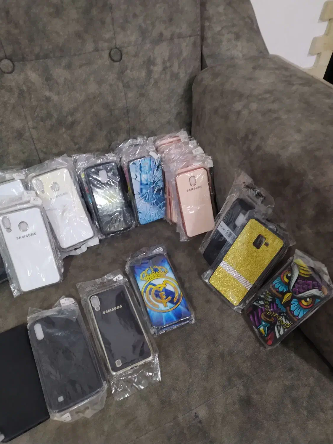 قاب گوشی انواع مدلها|لوازم جانبی موبایل و تبلت|فومن, |دیوار