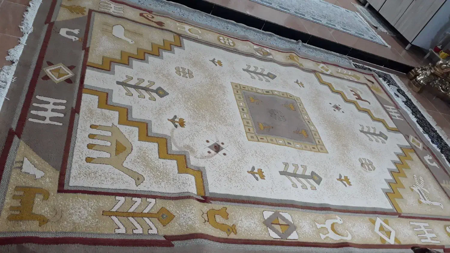 گلیم ۹ متری و ۱۲ متری خوش نقش|گلیم، جاجیم، گبه|ایلام, |دیوار