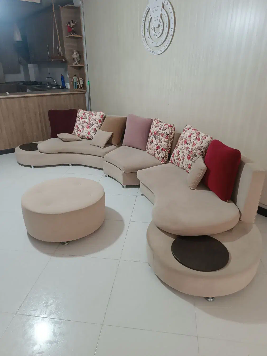 مبل و سرویس خواب|تخت و سرویس خواب|فردیس, نگارستان|دیوار