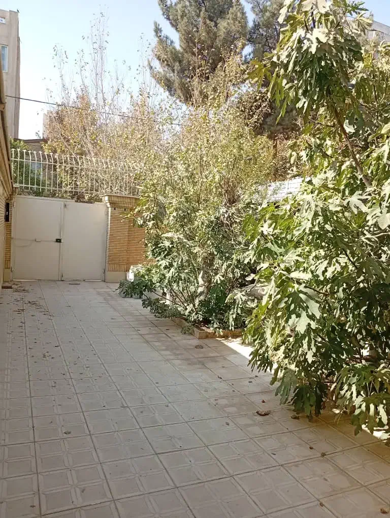 رهن آپارتمان ۲۸۰ متری ۴ خوابه طبقه ۲ در کوثر|اجارهٔ آپارتمان|مشهد, کوثر|دیوار