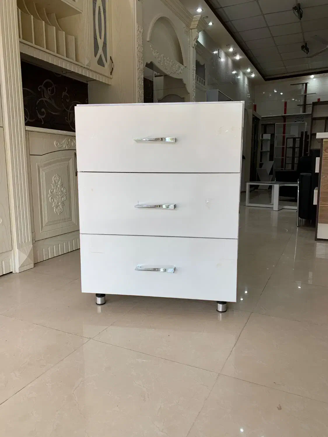 سه کشو|جاکفشی، کمد، دراور|یزد, |دیوار