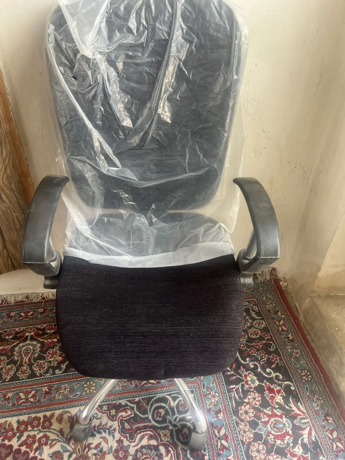 صندلی|مبلمان اداری|شیراز, عفیفآباد|دیوار