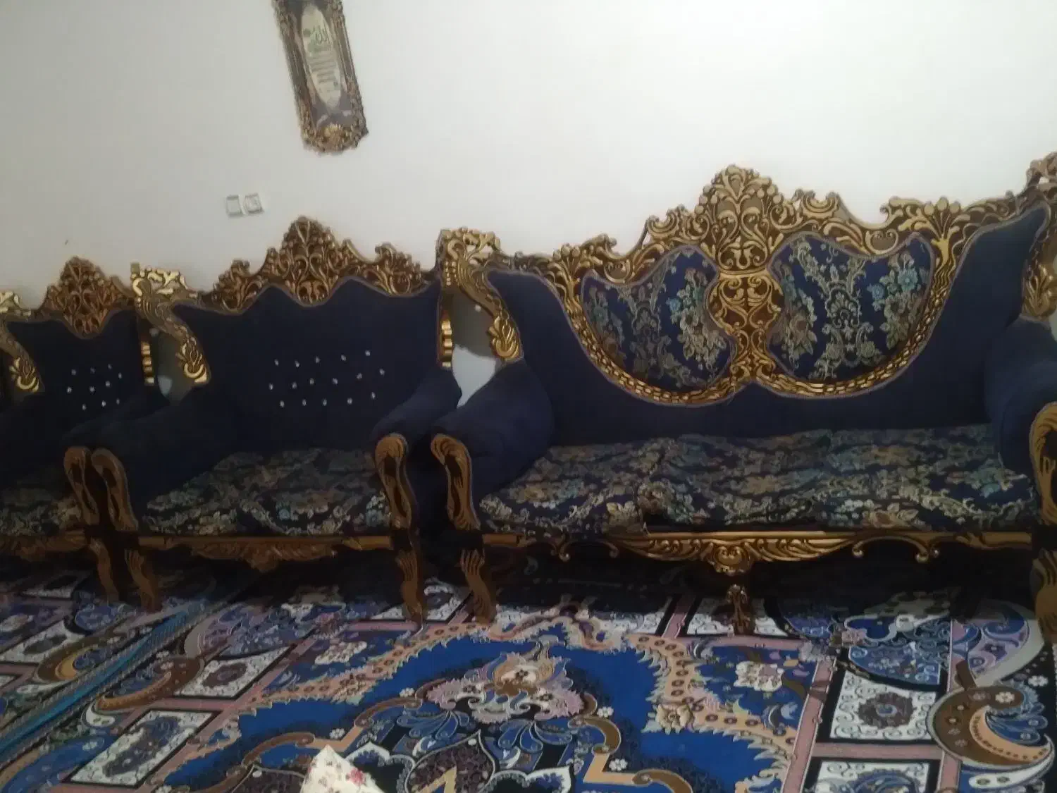 فروش مبل. ۷ نفره.  نیاز ب شستشو  دارن.|مبلمان خانگی و میز عسلی|اهواز, منبع اب|دیوار