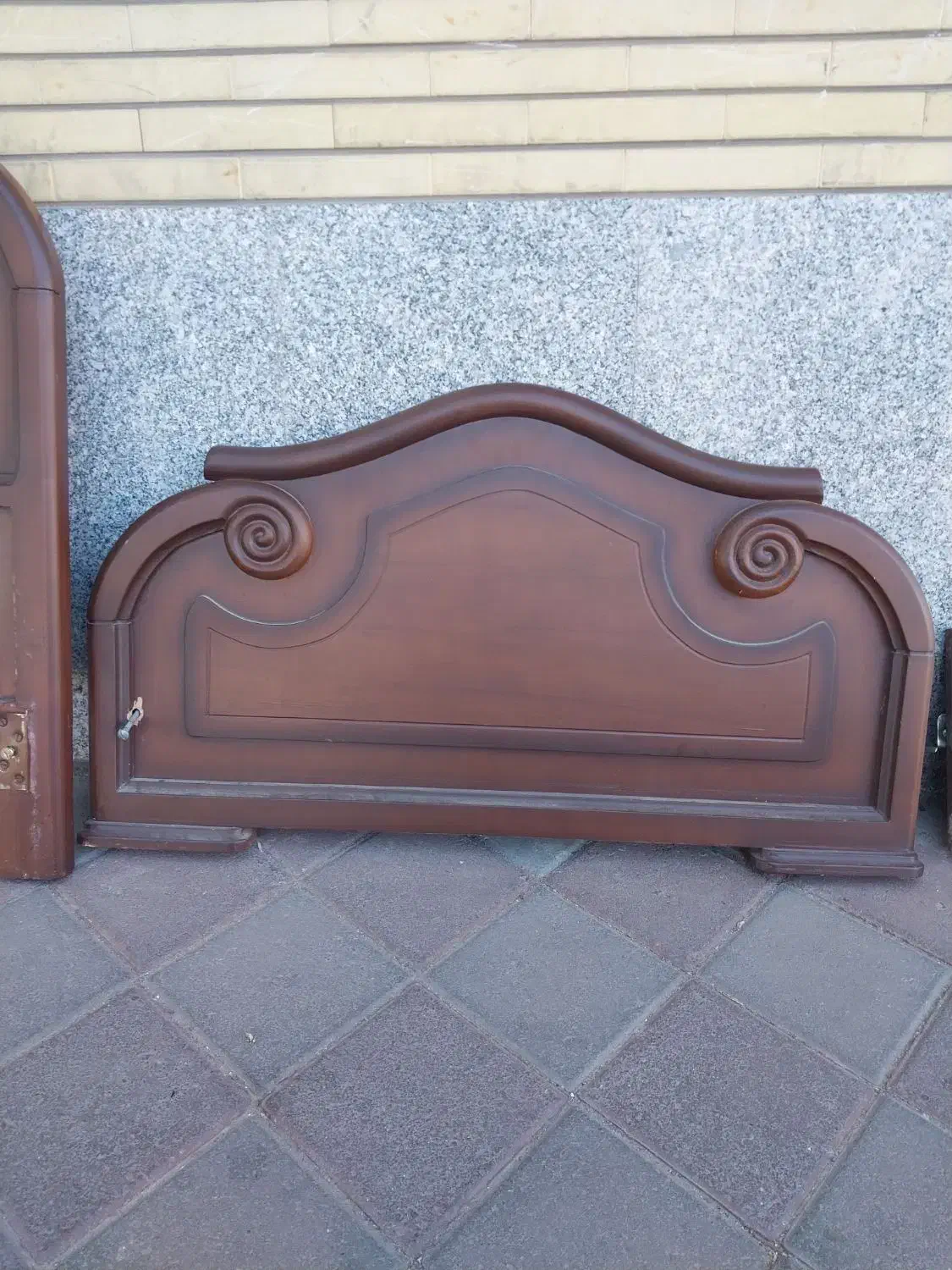 1عدد تختخواب 1نفره باتُشک طبی|مبلمان خانگی و میز عسلی|تبریز, |دیوار