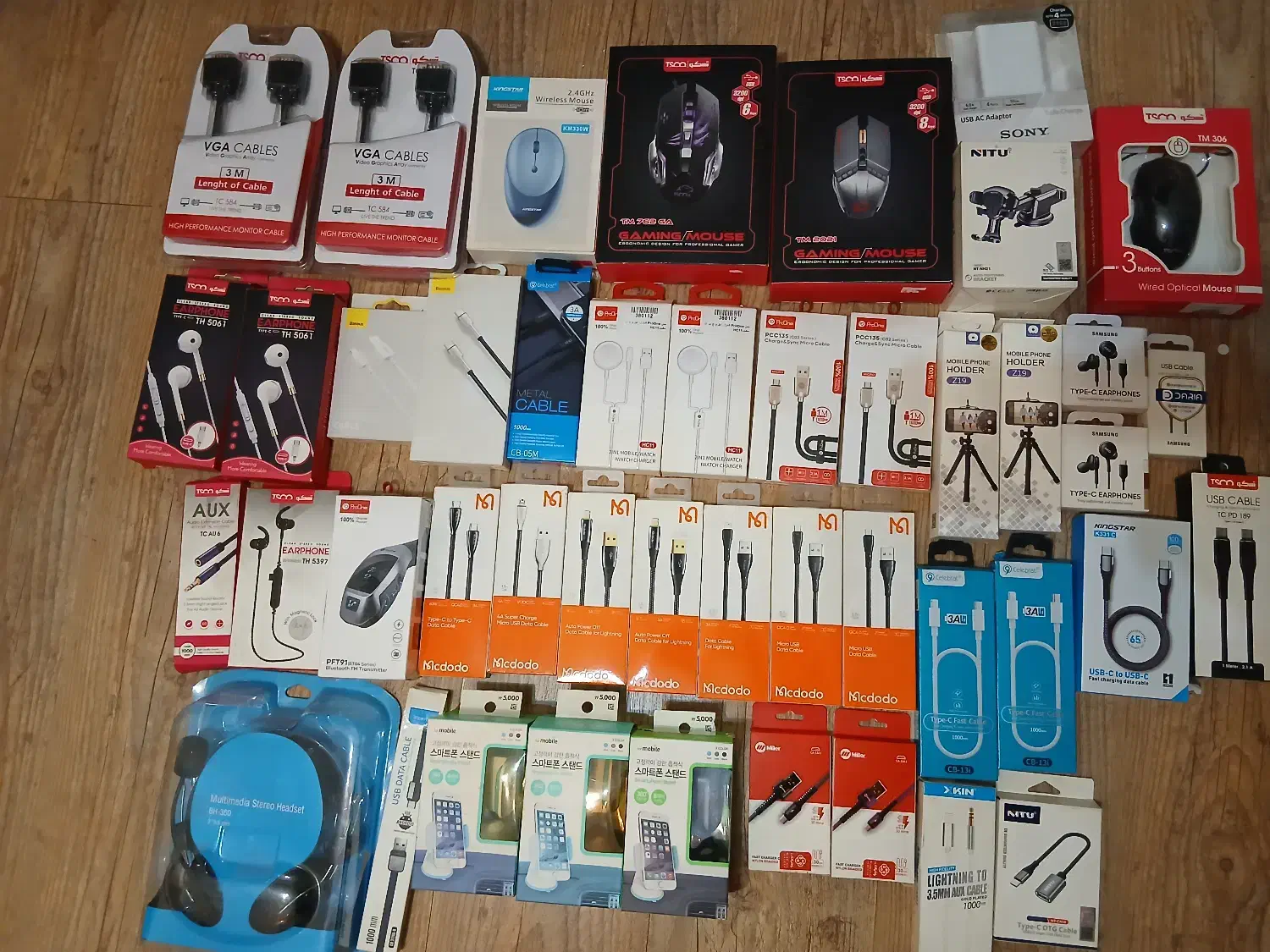 لوازم جانبی موبایل|لوازم جانبی موبایل و تبلت|تهران, شهرک غرب|دیوار