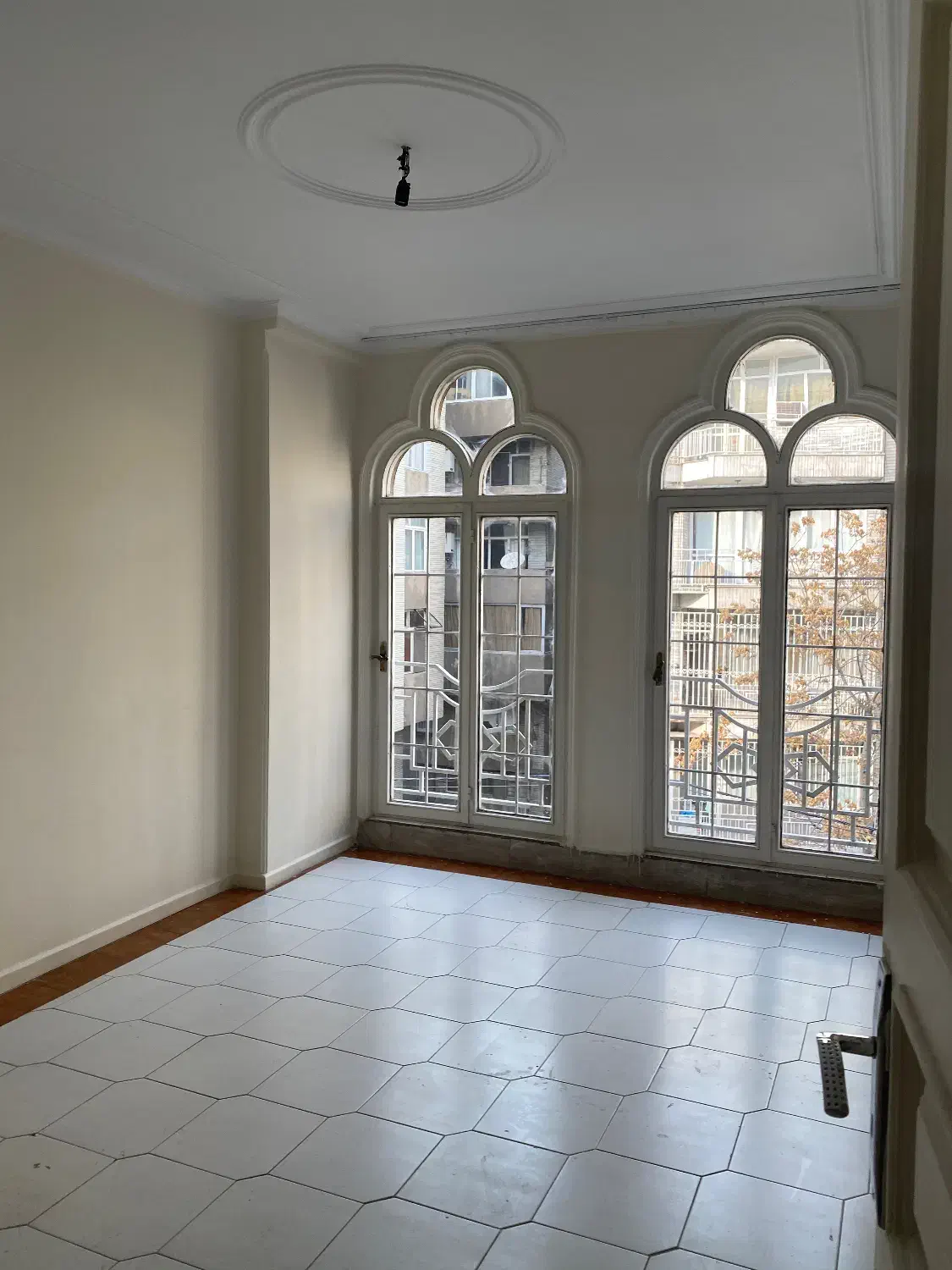 ۹۱ متر خوش نقشه بالی جلال فول امکانات|اجارهٔ آپارتمان|تهران, امیرآباد|دیوار