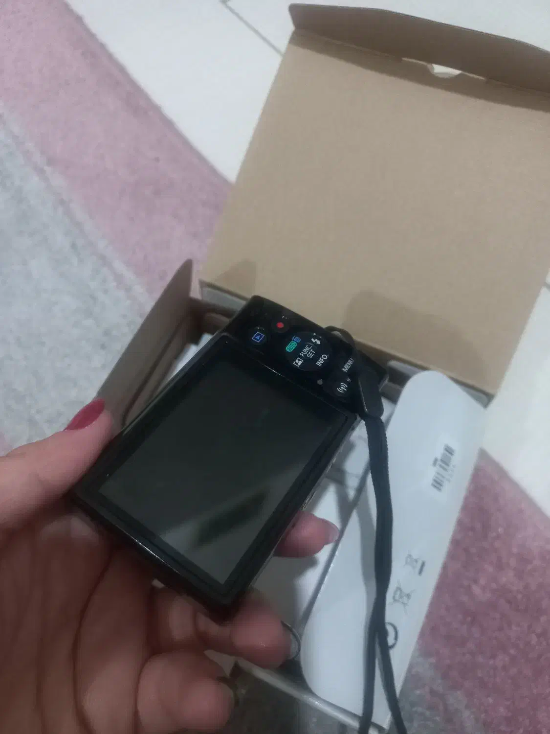 فروش دوربین عکاسی canon|دوربین عکاسی و فیلم‌برداری|اصفهان, هزارجریب|دیوار