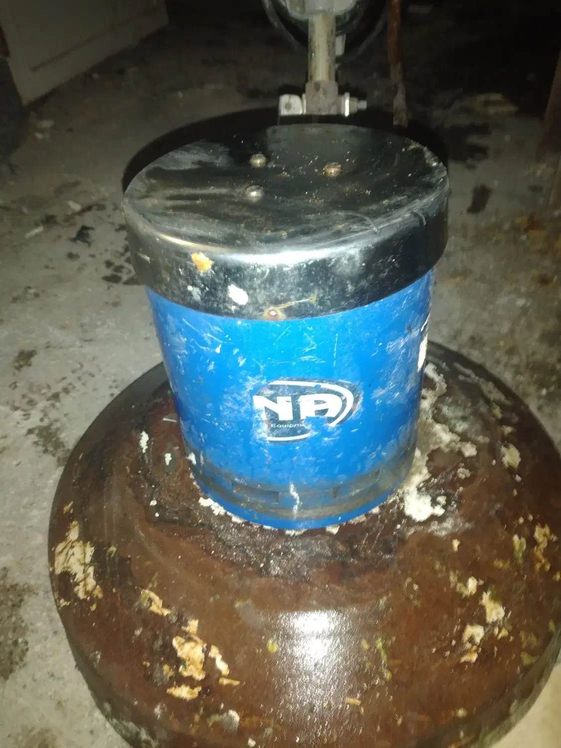 کف صاب|ابزارآلات|قم, چهار امامزاده|دیوار