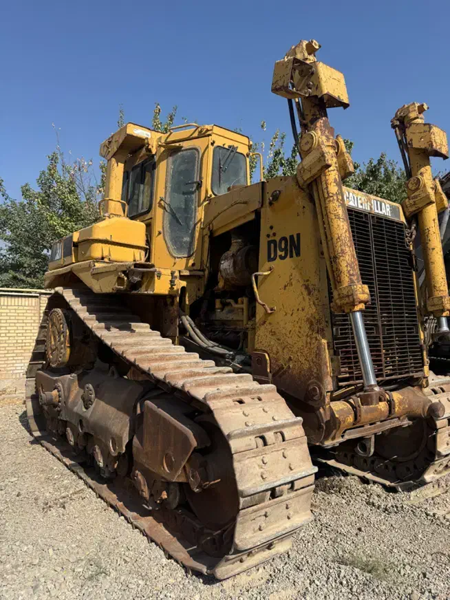 بلدوزر کاترپیلار D9N|خودرو سنگین|تهران, آذری|دیوار