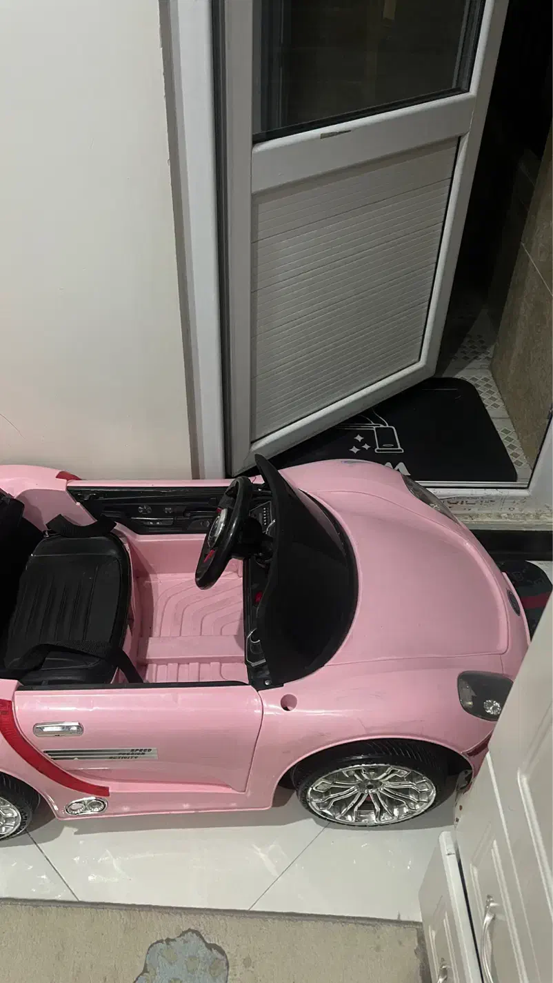 ماشین شارزی کاملا سالم|اسباببازی بچه|تهران, شهرک گلها|دیوار