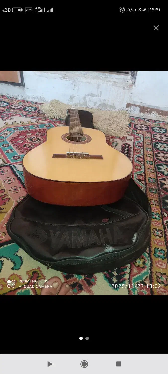 گیتار|گیتار، بیس، امپلیفایر|آبیک, |دیوار