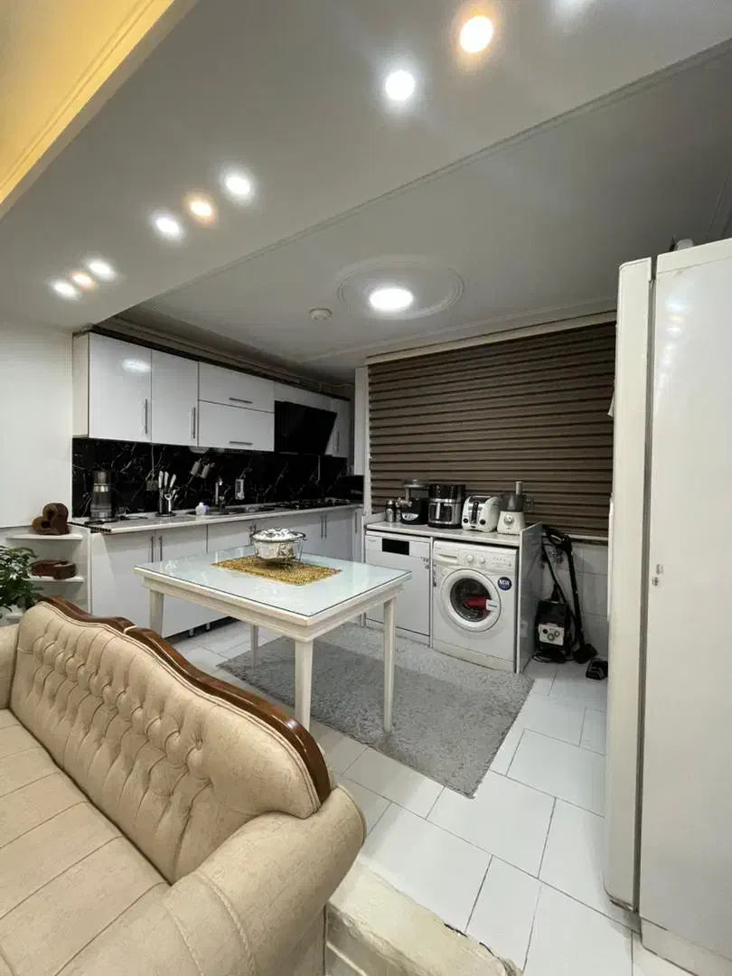 آپارتمان83متر2خواب طبقه4/فول بازسازی شیک/پیروزی63|فروش آپارتمان|مشهد, هفت تیر (آب و برق)|دیوار