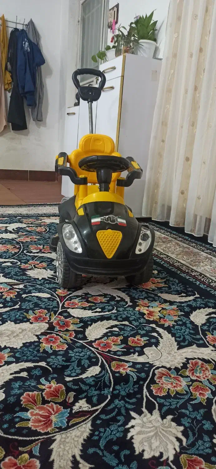 ماشین کودک چهار|اسباب‌بازی بچه|تربت جام, معدآباد|دیوار
