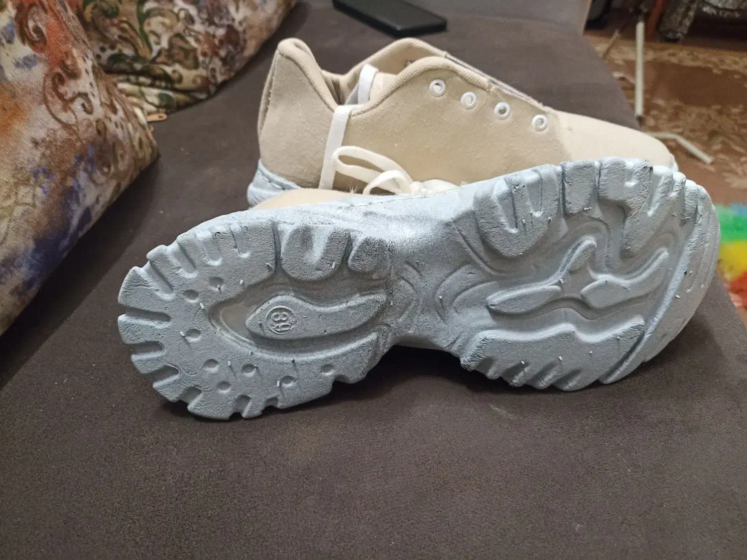 کفش اسپورت در حد نو و نو|کیف، کفش، کمربند|شیراز, سعدیه شمالی|دیوار