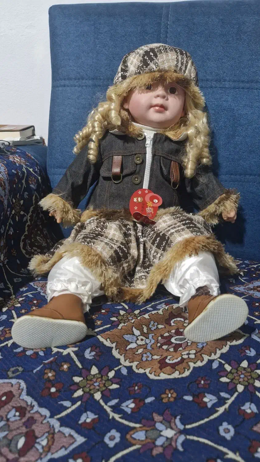 عروسک|اسباب‌‌بازی|پردیس, فاز ۳|دیوار