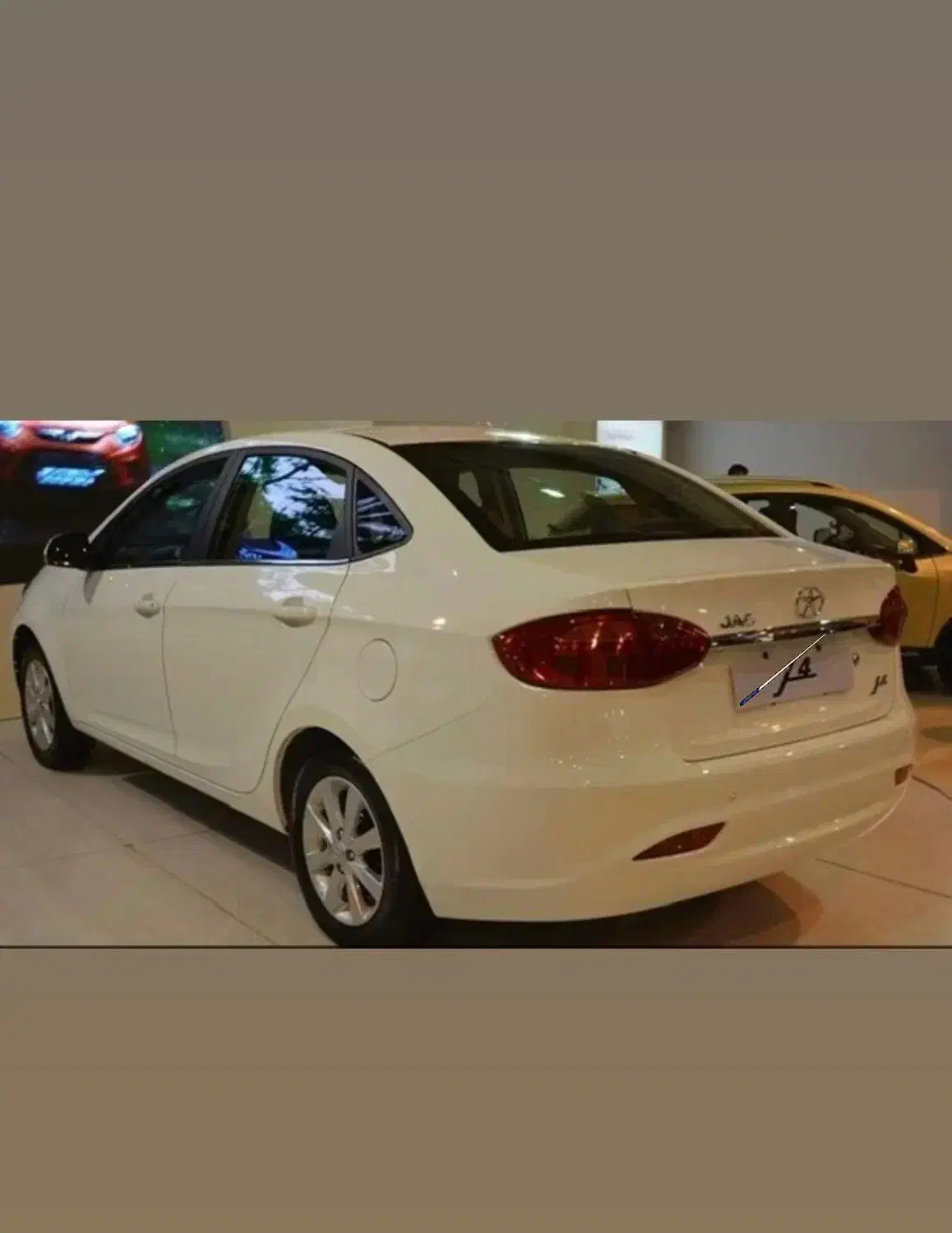 جک j4 تمیز ۱۴۰۲|خودرو سواری و وانت|مشهد, زیبا شهر|دیوار