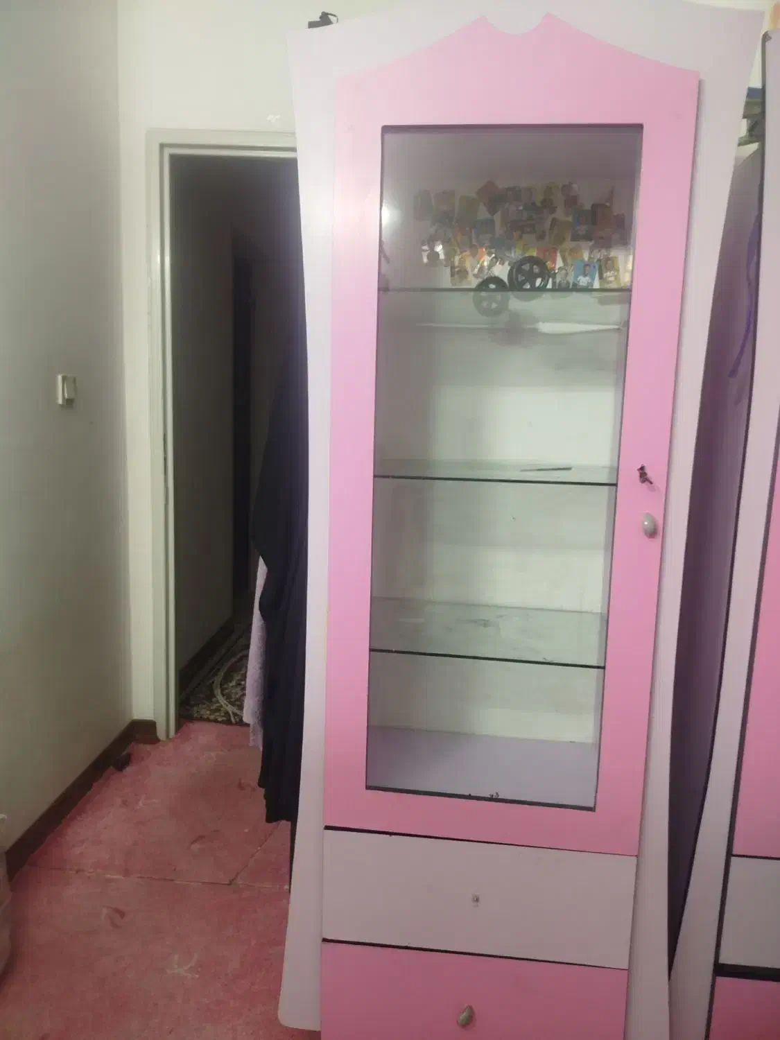 ویترین تک رایگان|بوفه، ویترین، کنسول|قم, پردیسان|دیوار