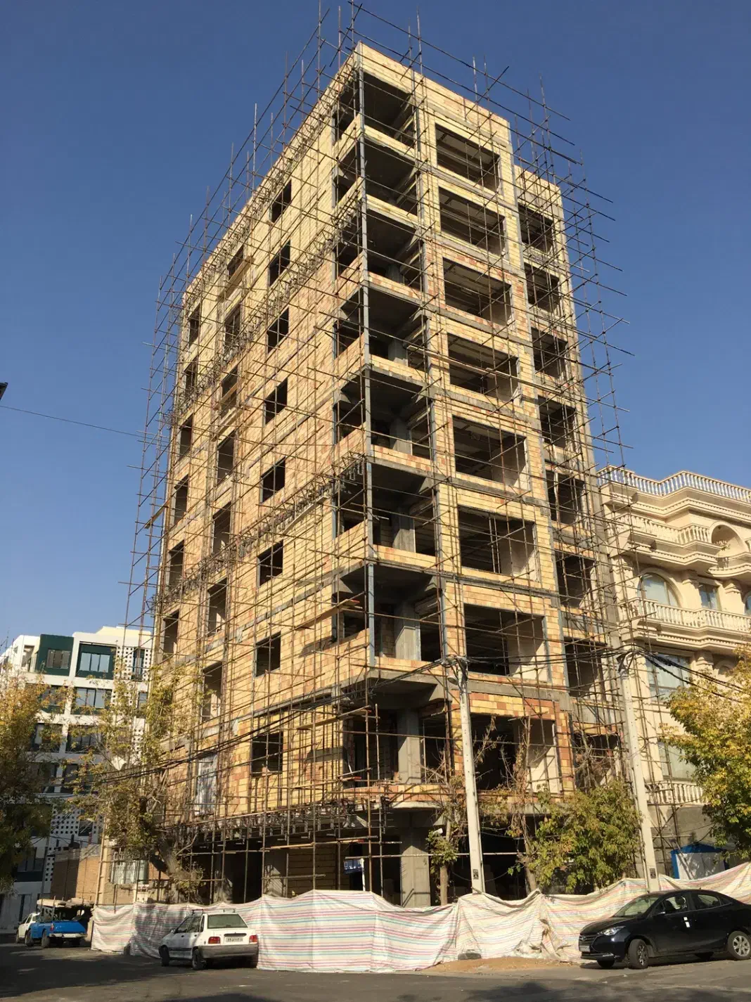 خدمات نصب داربست فلزی و کفراژ|خدمات پیشه و مهارت|ارومیه, |دیوار