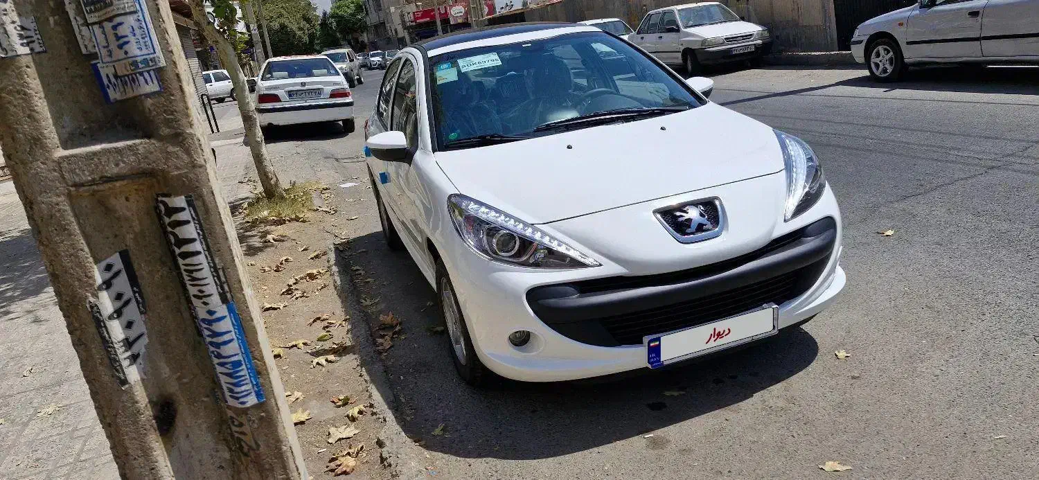 207 سقف شیشه ای اتومات ارتقا یافته|خودرو سواری و وانت|کرج, باغستان|دیوار