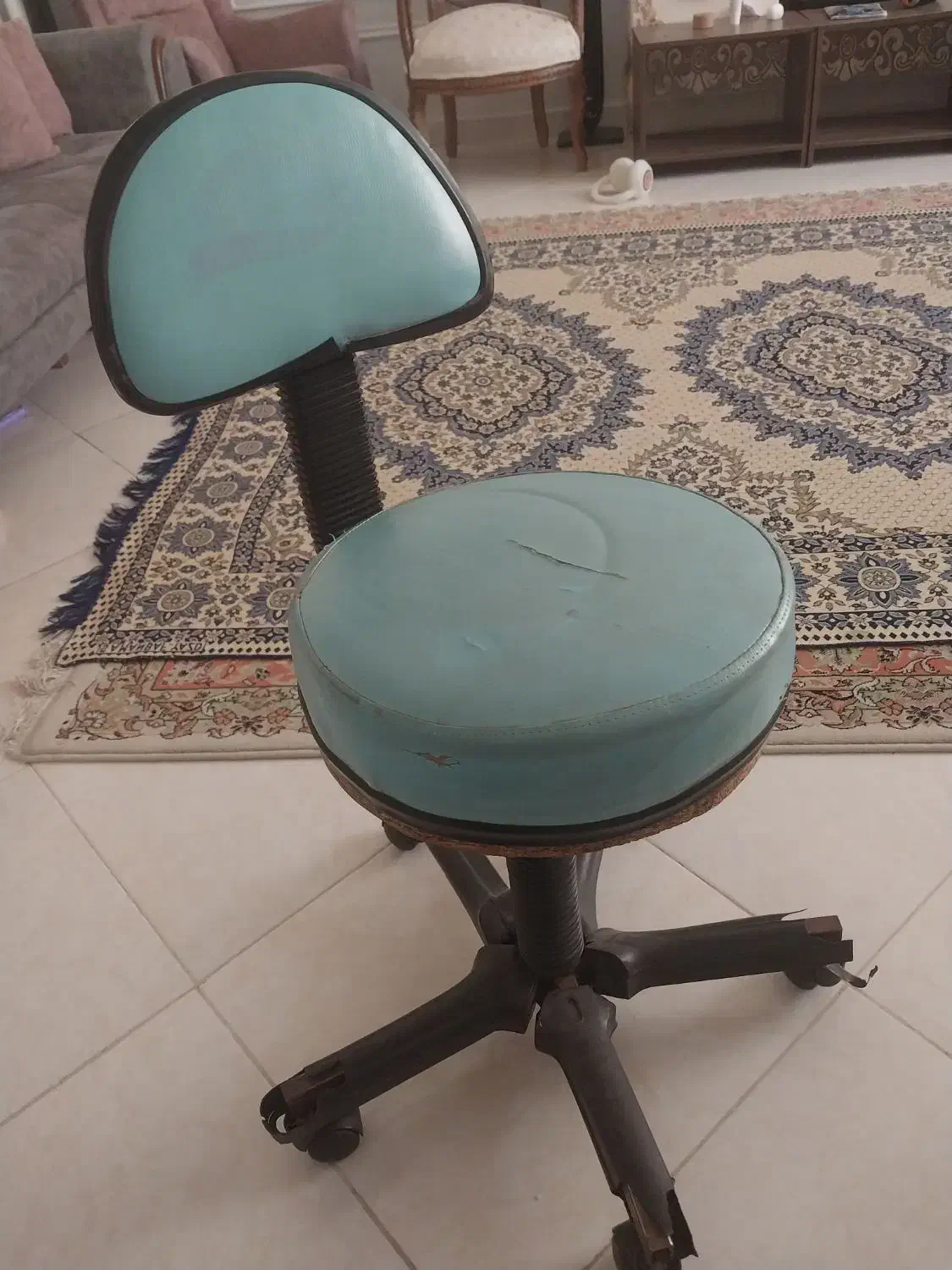 تابوره|صندلی و نیمکت|مشهد, الهیه|دیوار