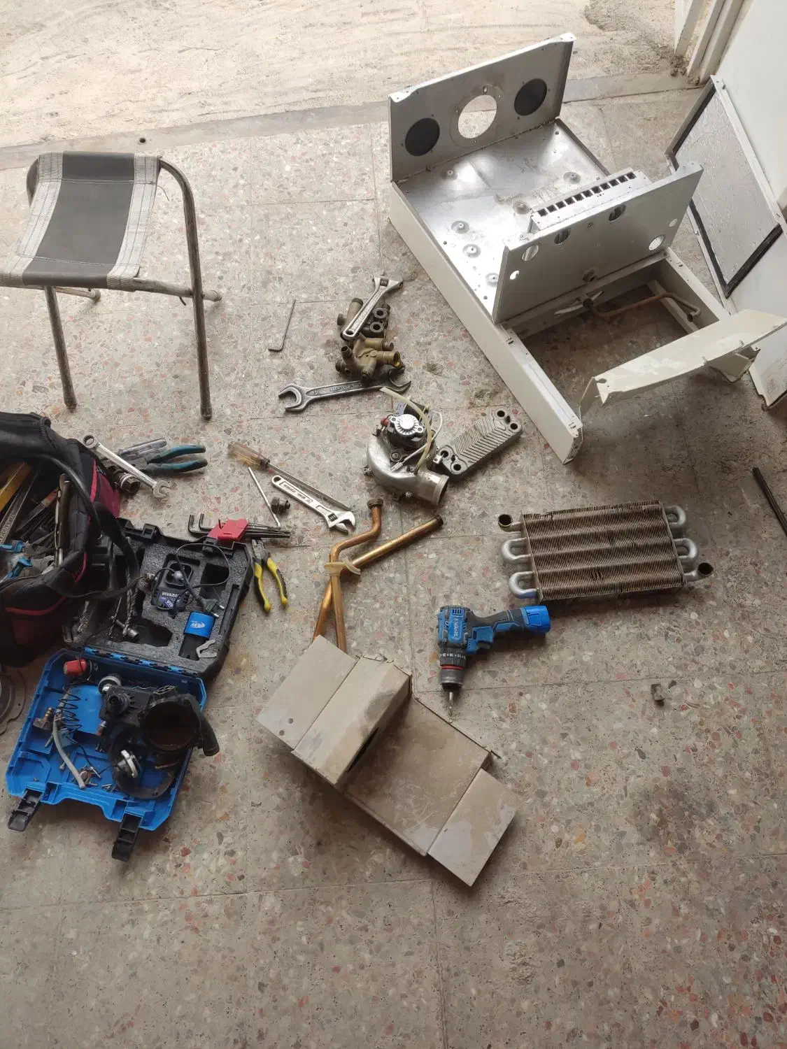 تعمیرات تخصصی انواع پکیج با بیش از 15سال سابقه|خدمات پیشه و مهارت|شیراز, شیخ علی چوپان|دیوار