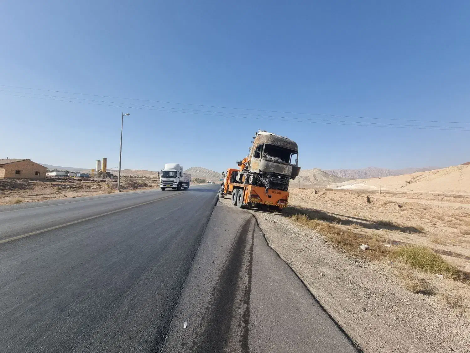 جرثقیل سبک و سنگین و امداد خودرو و کفی|خدمات حمل و نقل|سمنان, |دیوار