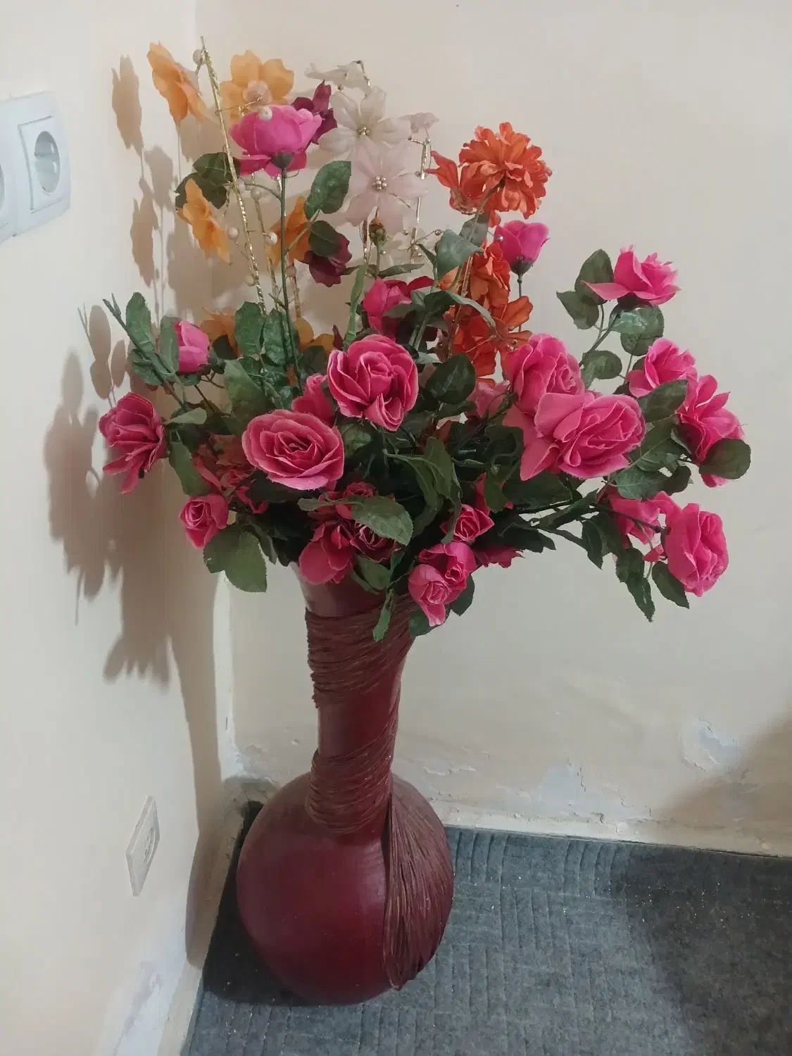 گلدان|گل مصنوعی|اهواز, منازل سپاه|دیوار