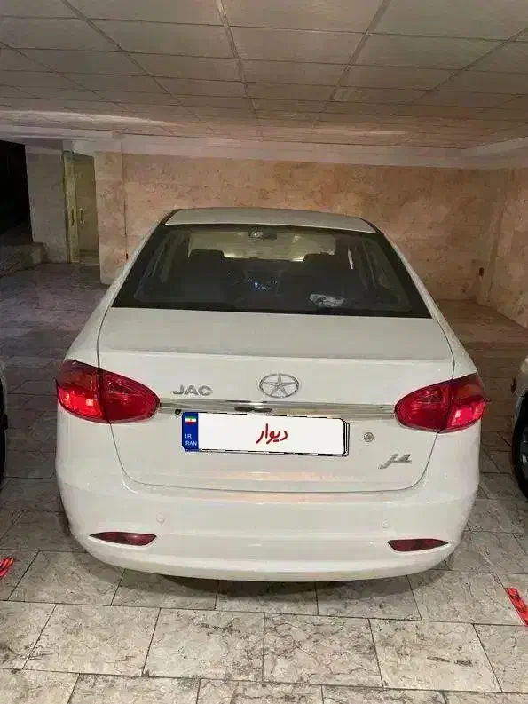 جک J4 سفید|خودرو سواری و وانت|تهران, پونک|دیوار