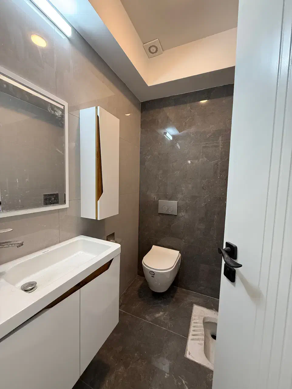 ۱۷۴ متر تک واحدی نئو کلاسیک|فروش آپارتمان|مشهد, الهیه|دیوار