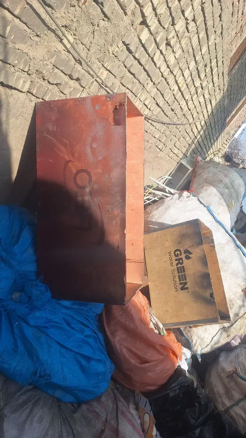 جعبه چوبی|حراج|قم, باغ کرباسی|دیوار