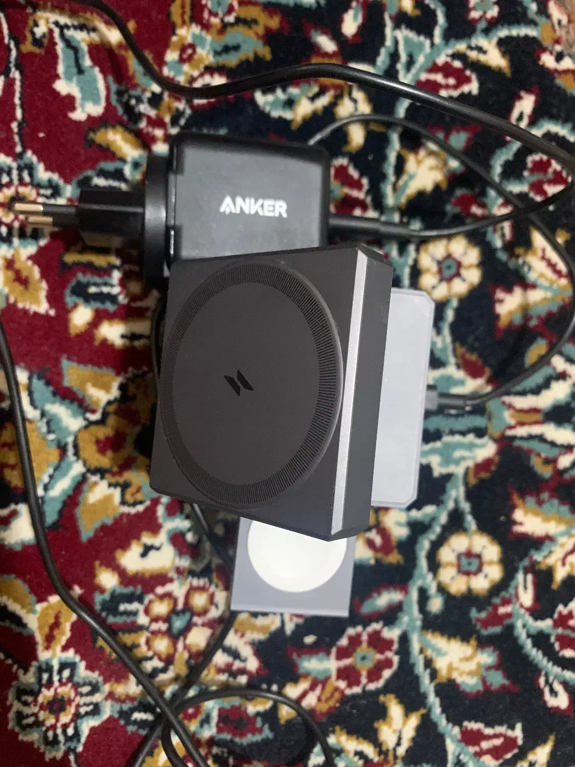 شارژر رومیزی انکر 15 وات مدل Anker 3-in-1 Cube wit|لوازم جانبی موبایل و تبلت|اصفهان, شمس آباد|دیوار