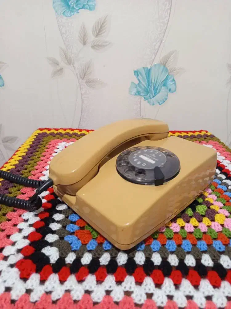 تعدادی وسایل آنتیک و قدیمی|کلکسیون اشیاء عتیقه|ملارد, |دیوار