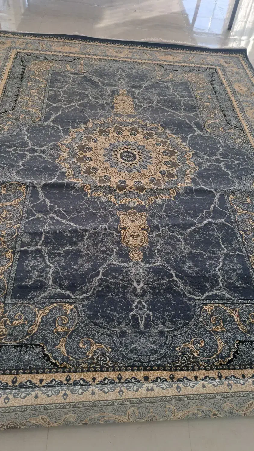 فرش ۱۲۰۰ و۷۰۰ دیزان ۱۰۰۰ کلاسیک|فرش|خمینیشهر, |دیوار